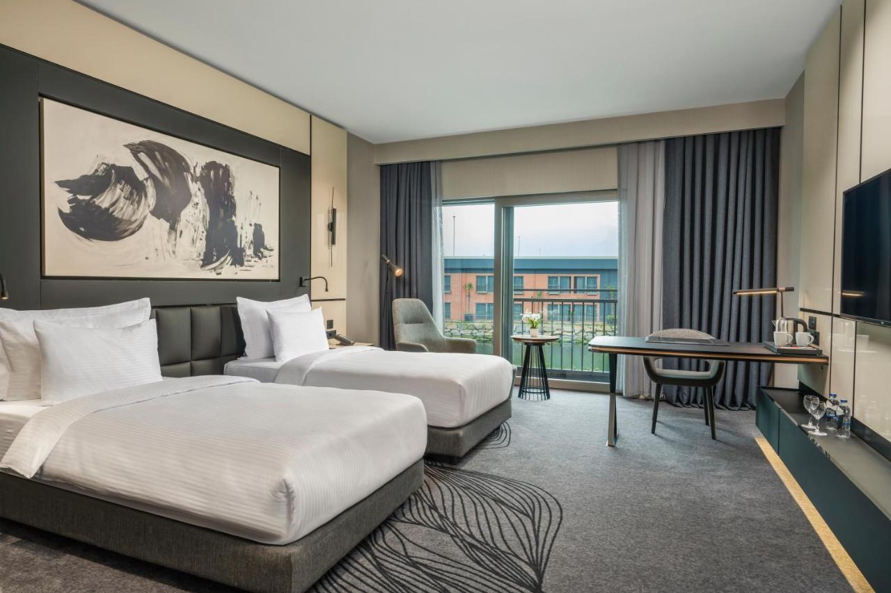 Готель Crowne Plaza - Istanbul Tuzla Viaport Marina By Ihg Екстер'єр фото