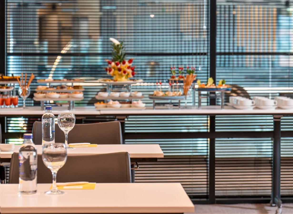 Готель Crowne Plaza - Istanbul Tuzla Viaport Marina By Ihg Екстер'єр фото